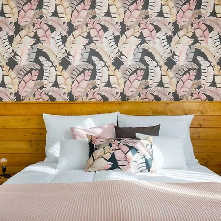 Urban Oasis Near The Danube Boedapest