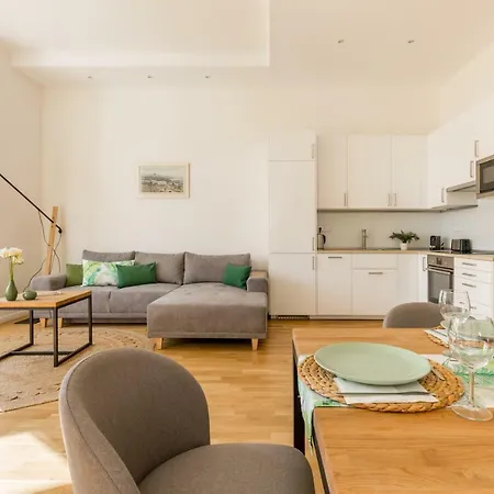 Appartement Urban Oasis Near The Danube Boedapest